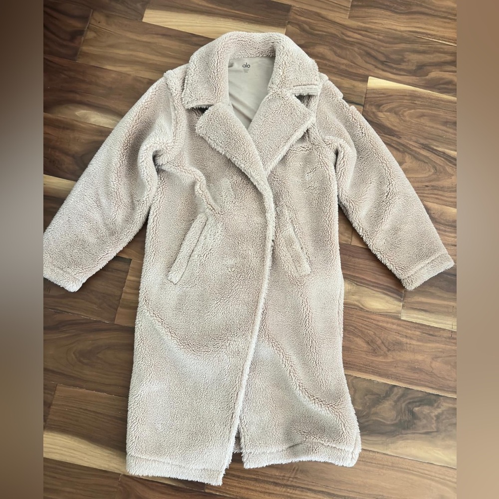 Alo yoga light pink Sherpa trench coat